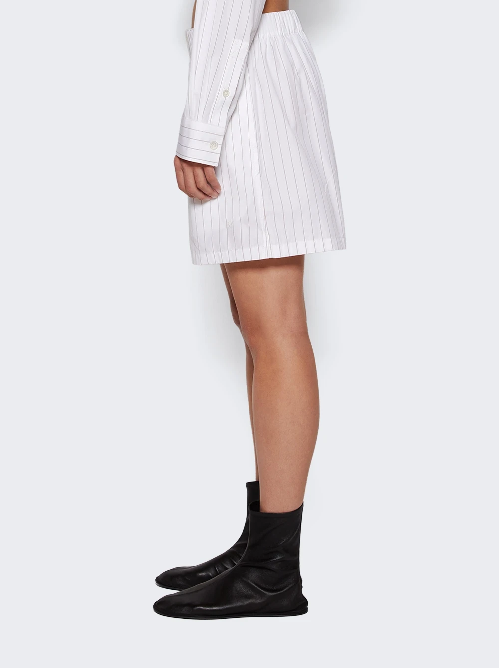 Bottega Veneta Pinstripe Shorts Beige - Image 4